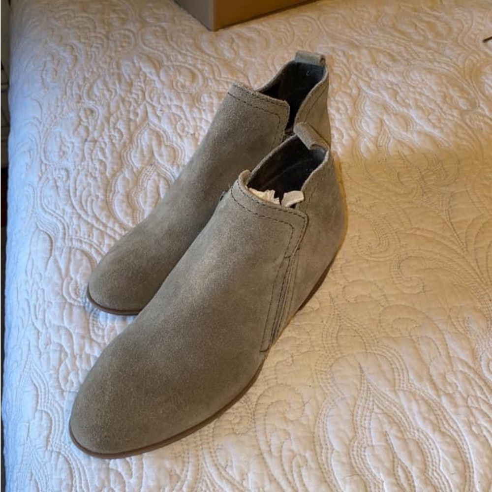 Diba Brand Layla Suede Booties